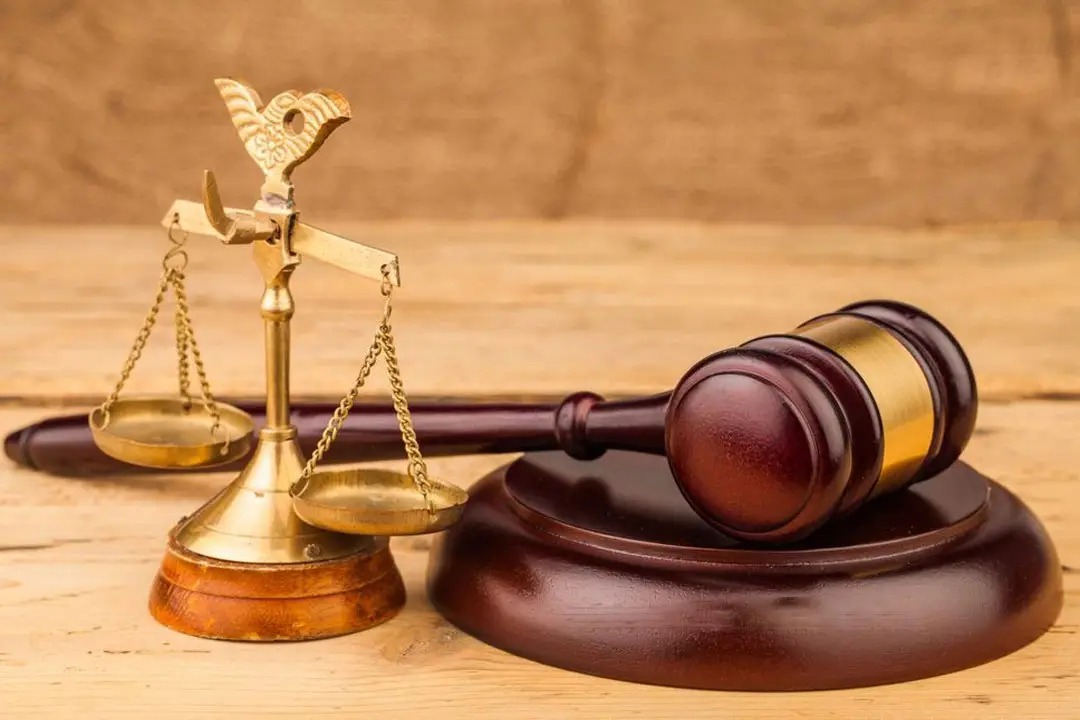 بهترین وکیل کرج